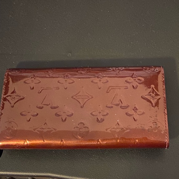 Louis Vuitton reddish brown wallet - Picture 2 of 9
